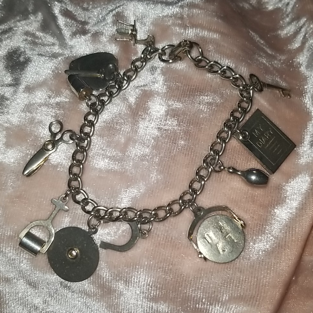 Bracelet